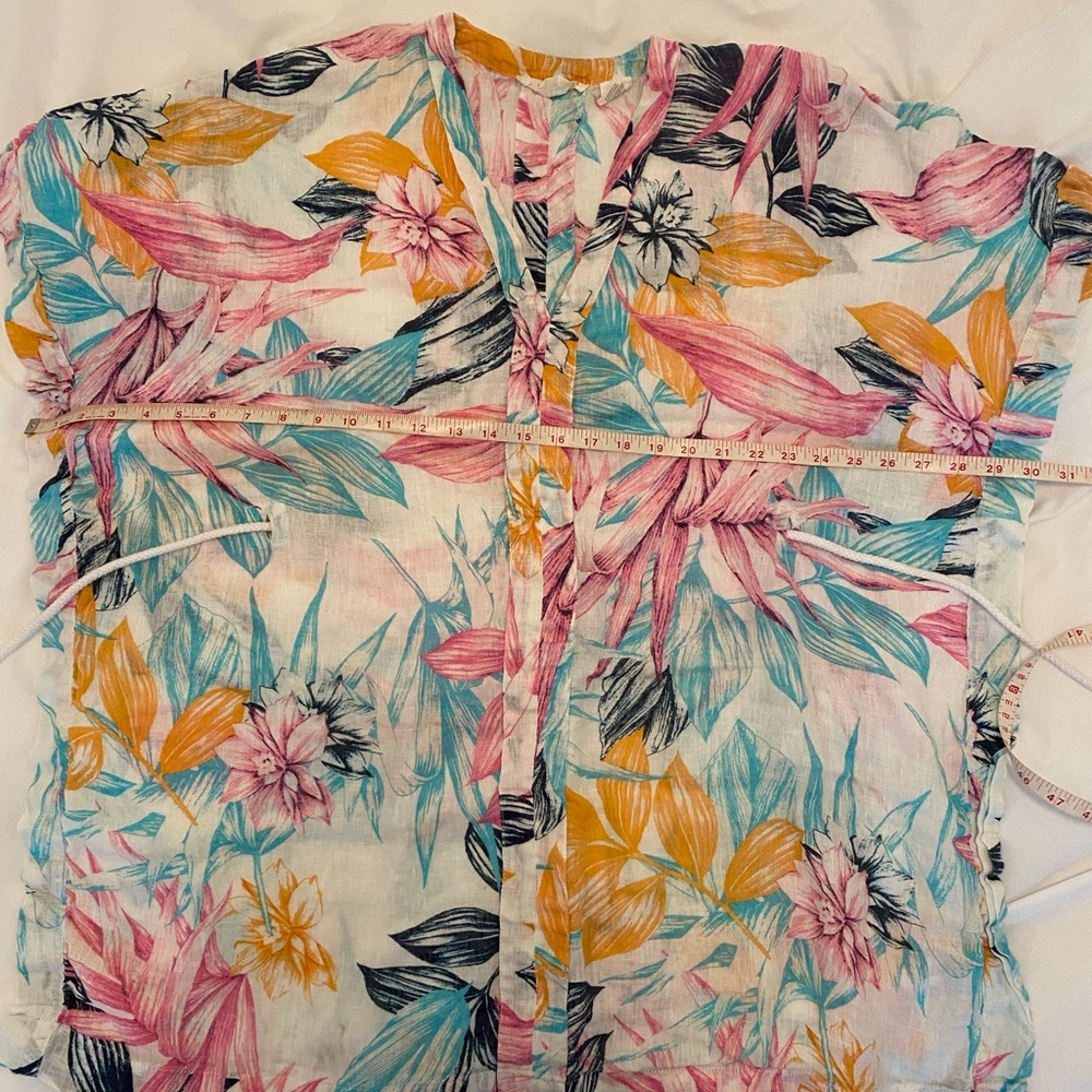 Excellent used condition beach/pool coverup. - Picture 4 of 10